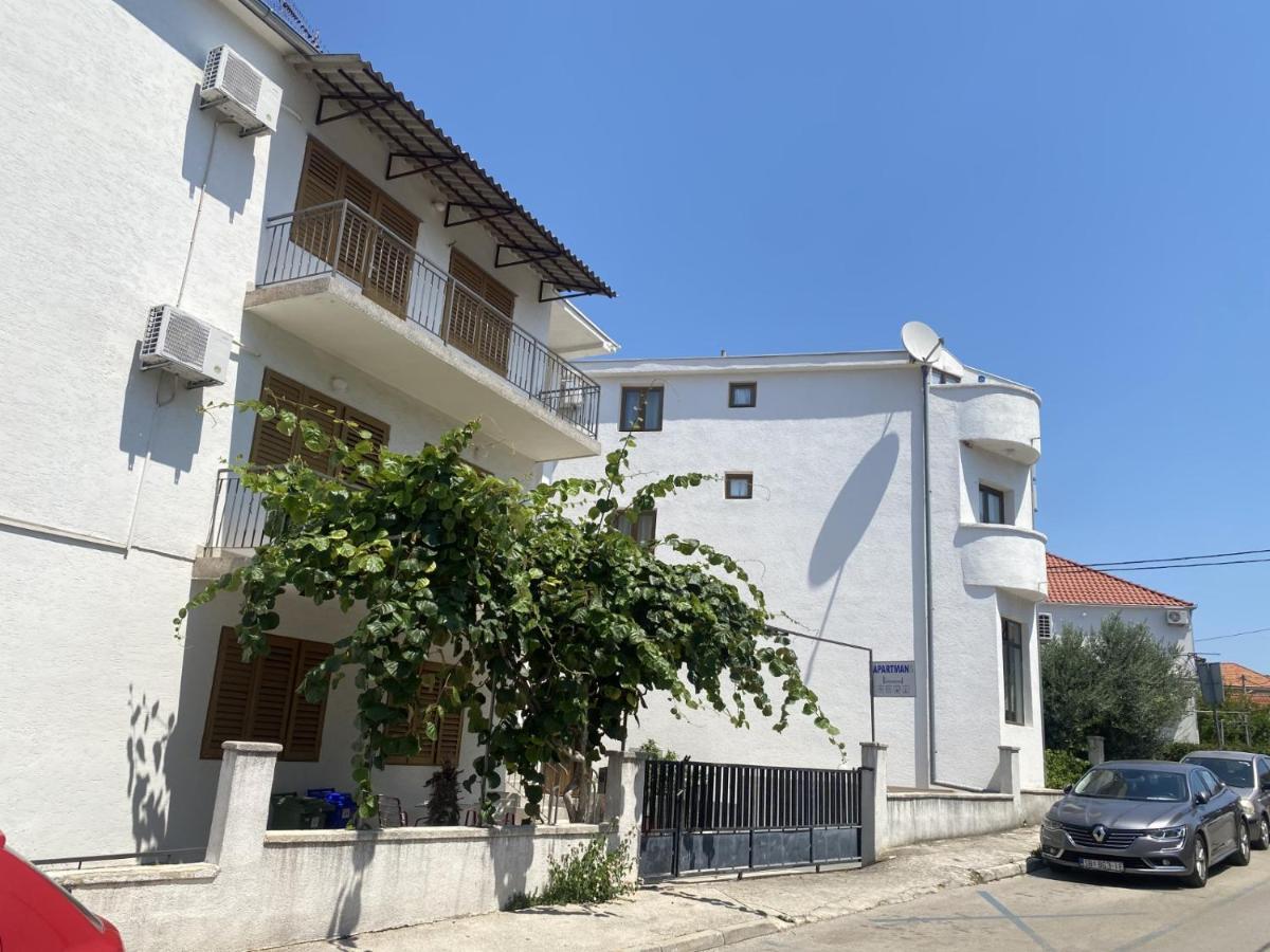 Apartments Gabrijela 비오그라드나모루 외부 사진